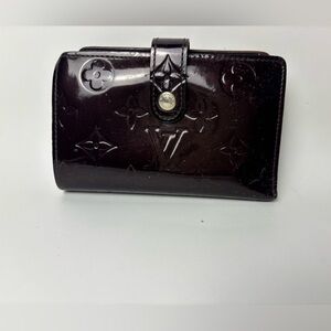 Louis Vuitton Vernis Burgundy Women's Wallet